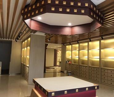  成都藏醫(yī)院木紋膜貼膜案例展示-PVC裝飾貼膜