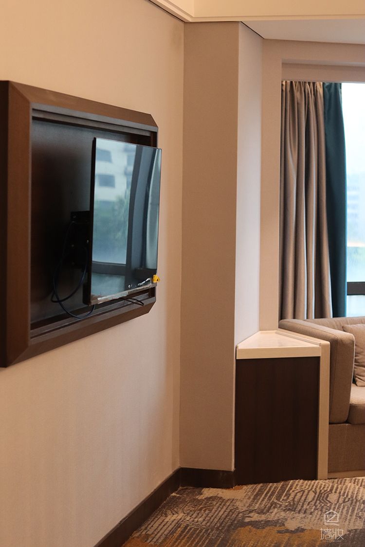 LX(Lg）裝飾膜大型酒店翻新改色家具翻新門(mén)翻新-岷山飯店